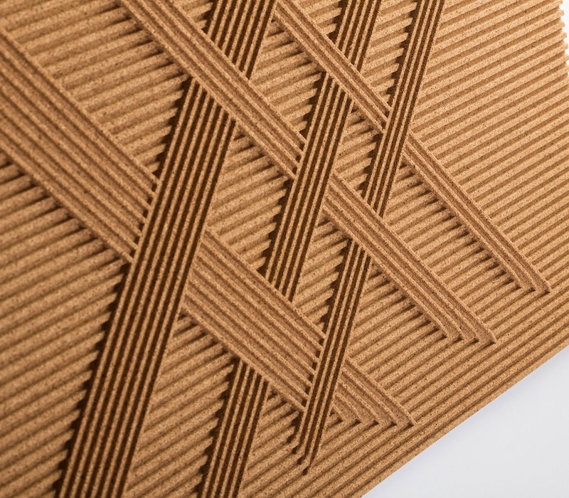STRIPS CROSS